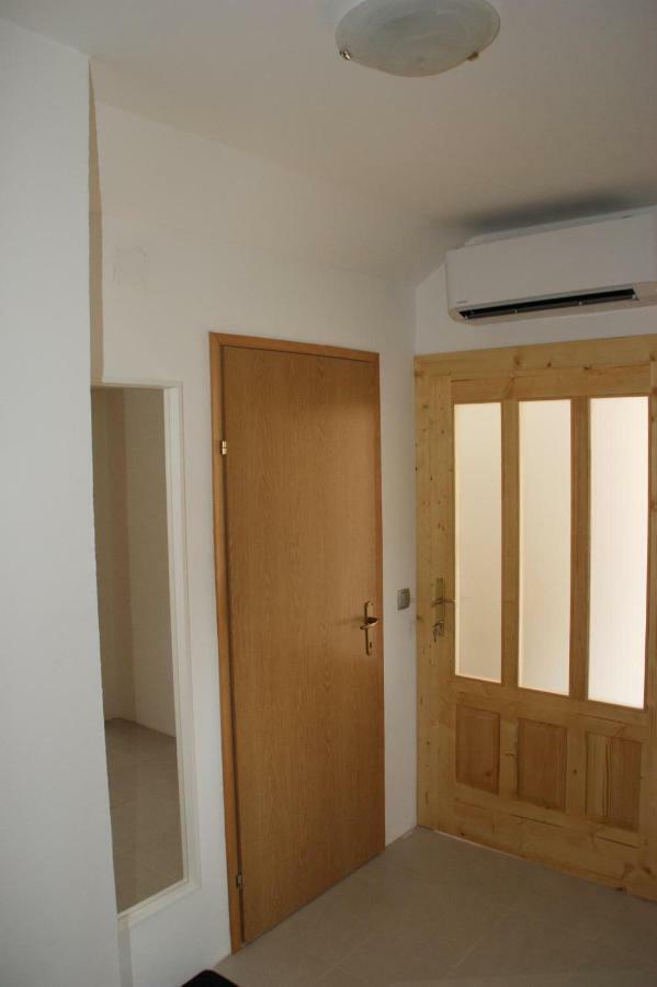 Apartman "Bogut" 슬루니 외부 사진